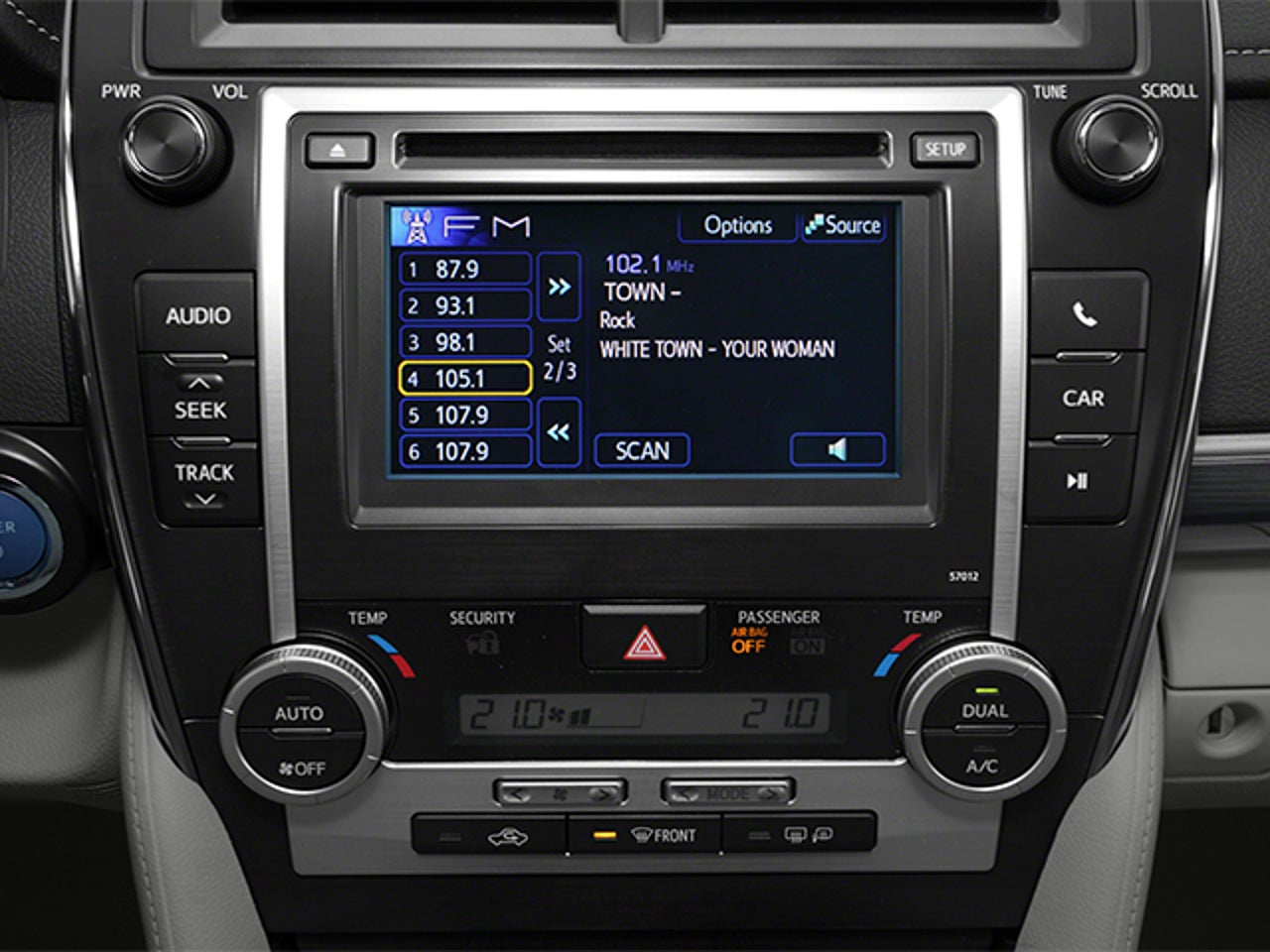 2014 Toyota Camry Hybrid XLE