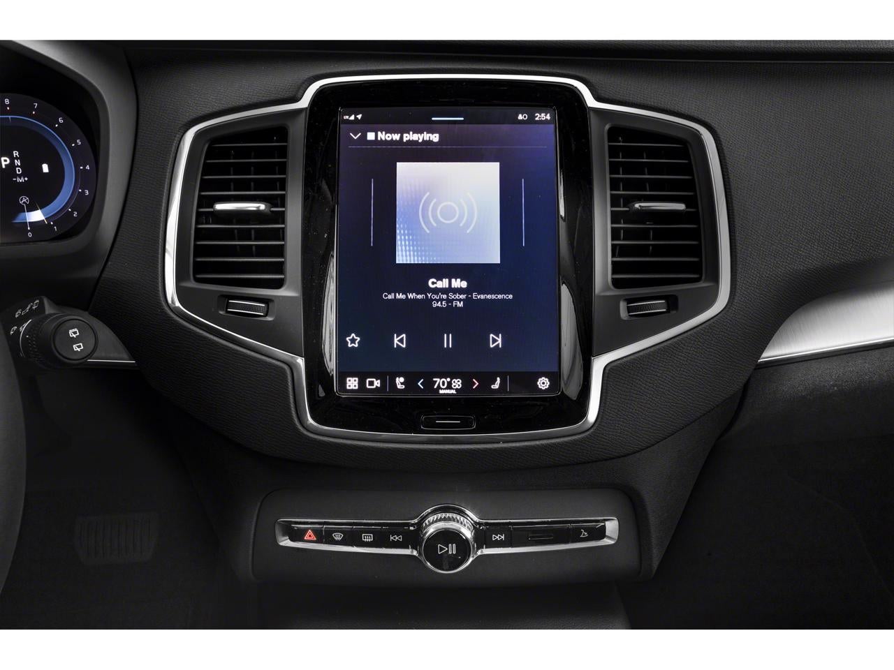 2024 Volvo XC90 B6 Plus Bright Theme