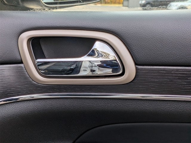 2016 Jeep Grand Cherokee Summit