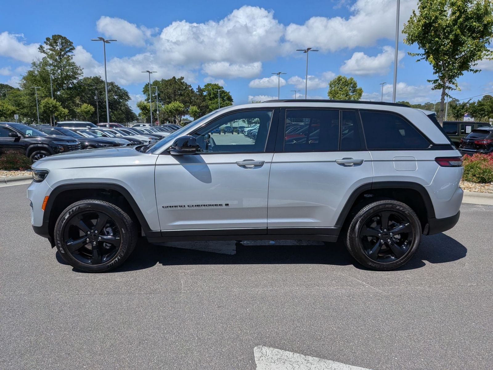 2025 Jeep Grand Cherokee Altitude X
