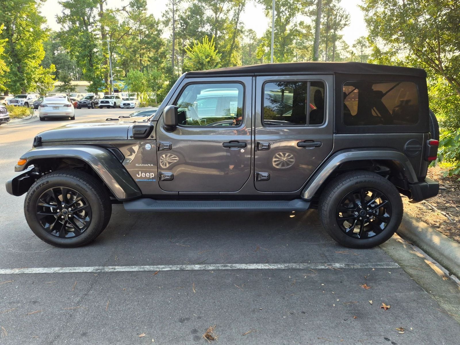 2024 Jeep Wrangler Sahara 4xe