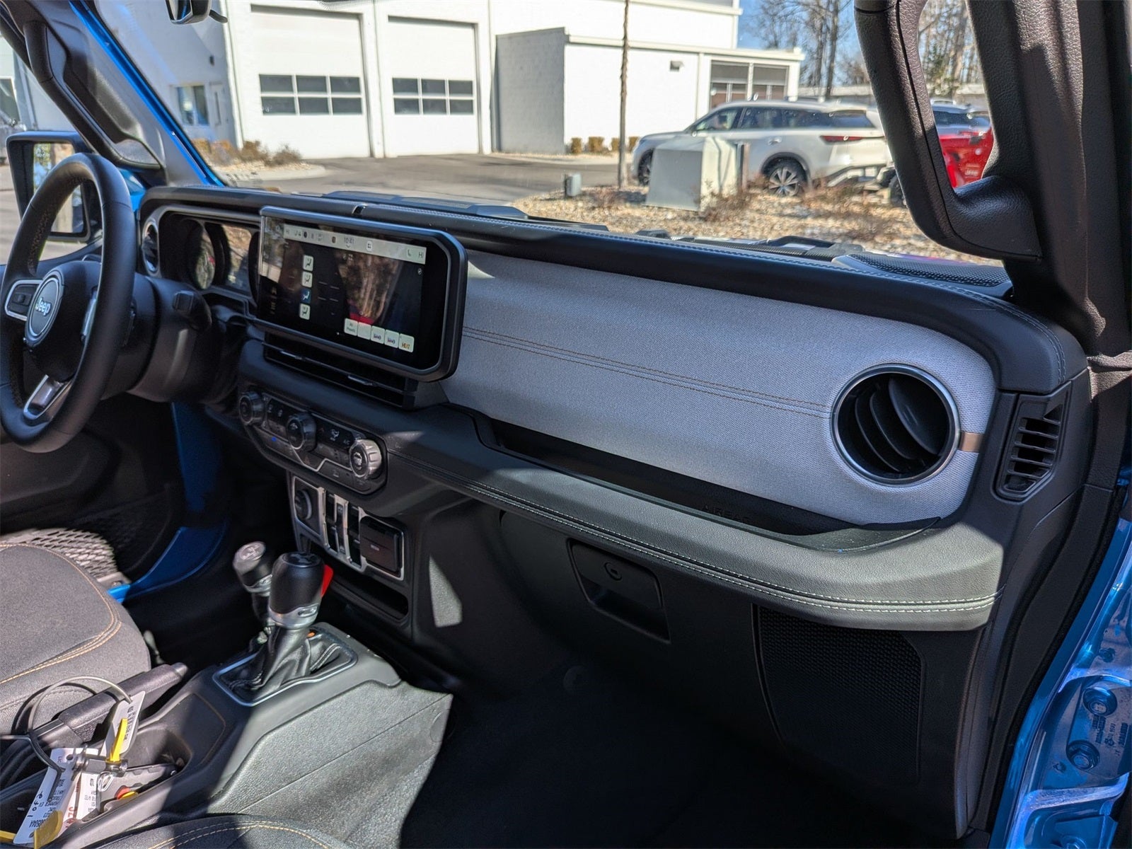 2024 Jeep Wrangler Sahara 4xe