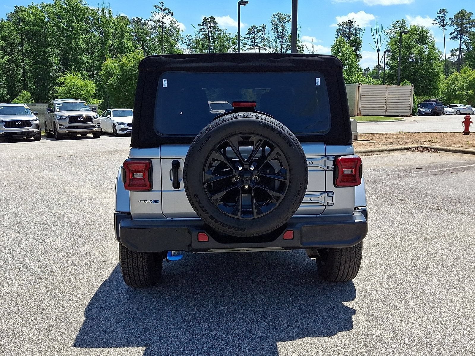 2024 Jeep Wrangler Sahara 4xe
