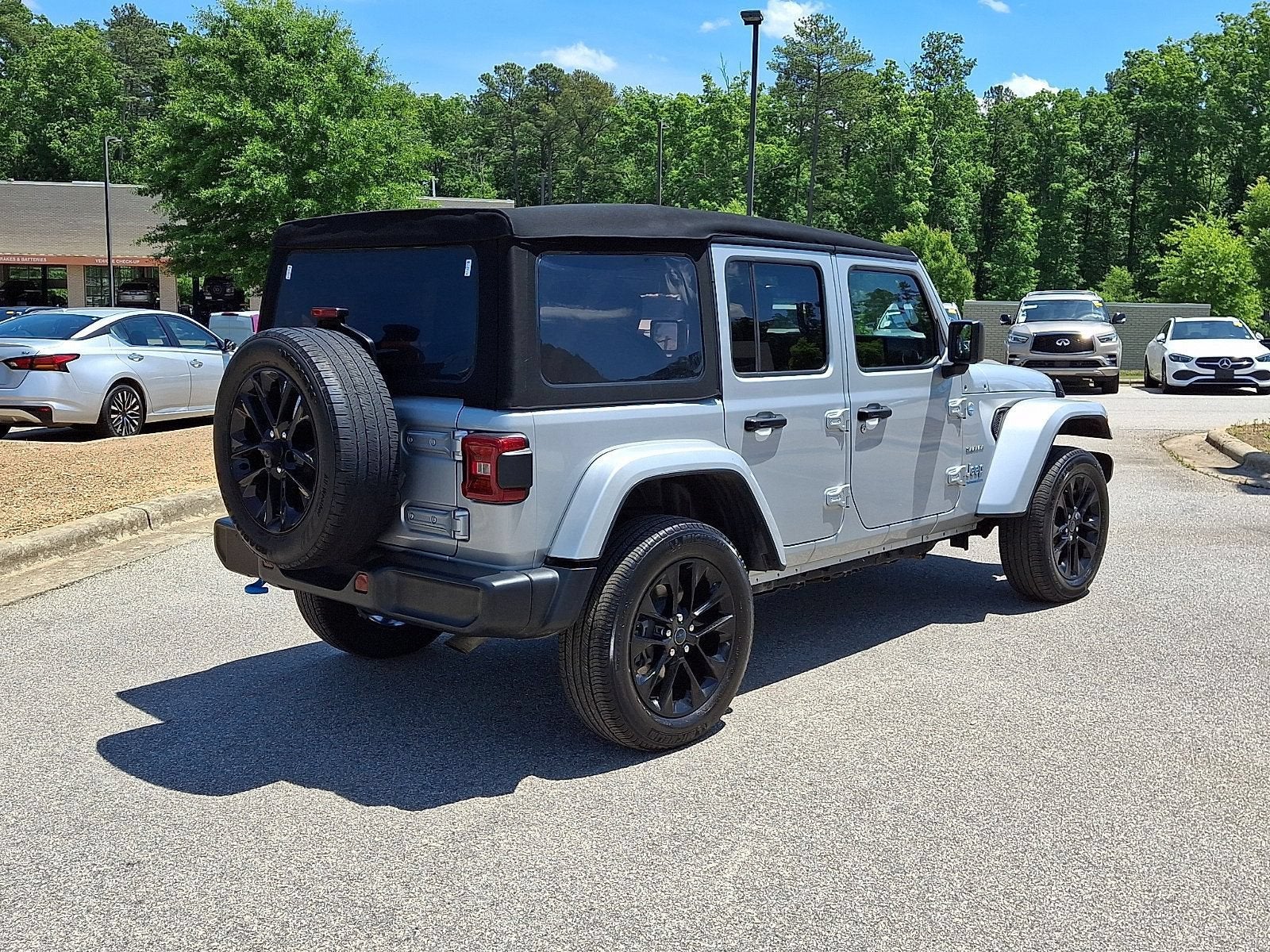2024 Jeep Wrangler Sahara 4xe