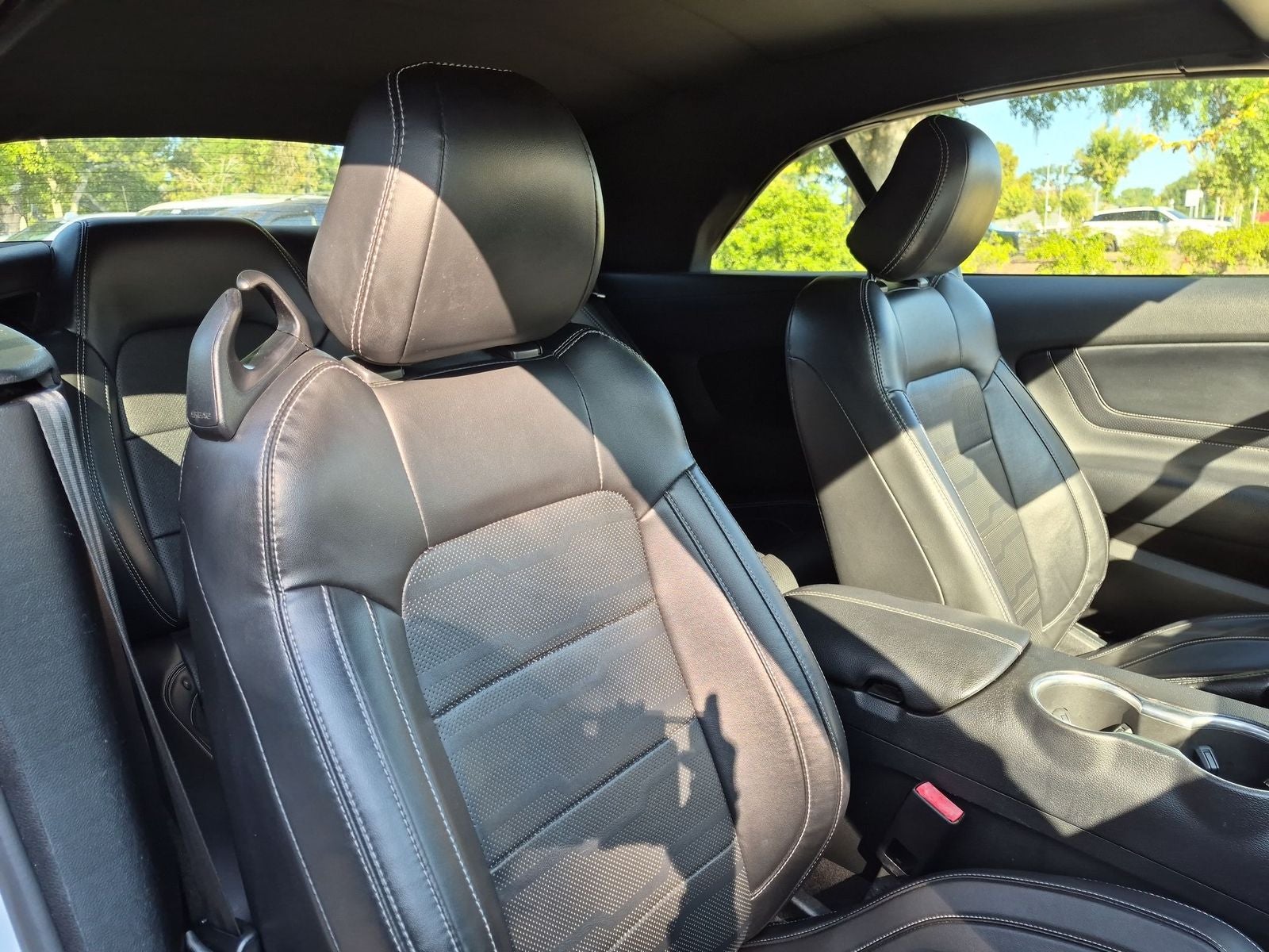 2022 Ford Mustang EcoBoost Premium