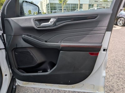 2023 Ford Escape Hybrid ST-Line