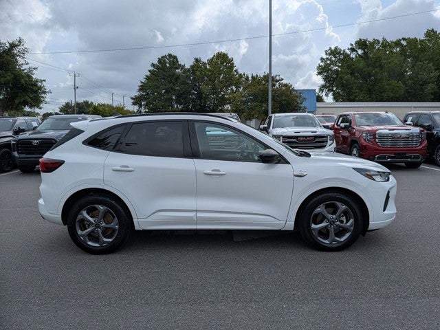 2023 Ford Escape Hybrid ST-Line