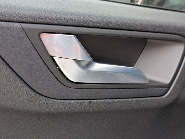 2023 Ford Escape Hybrid ST-Line