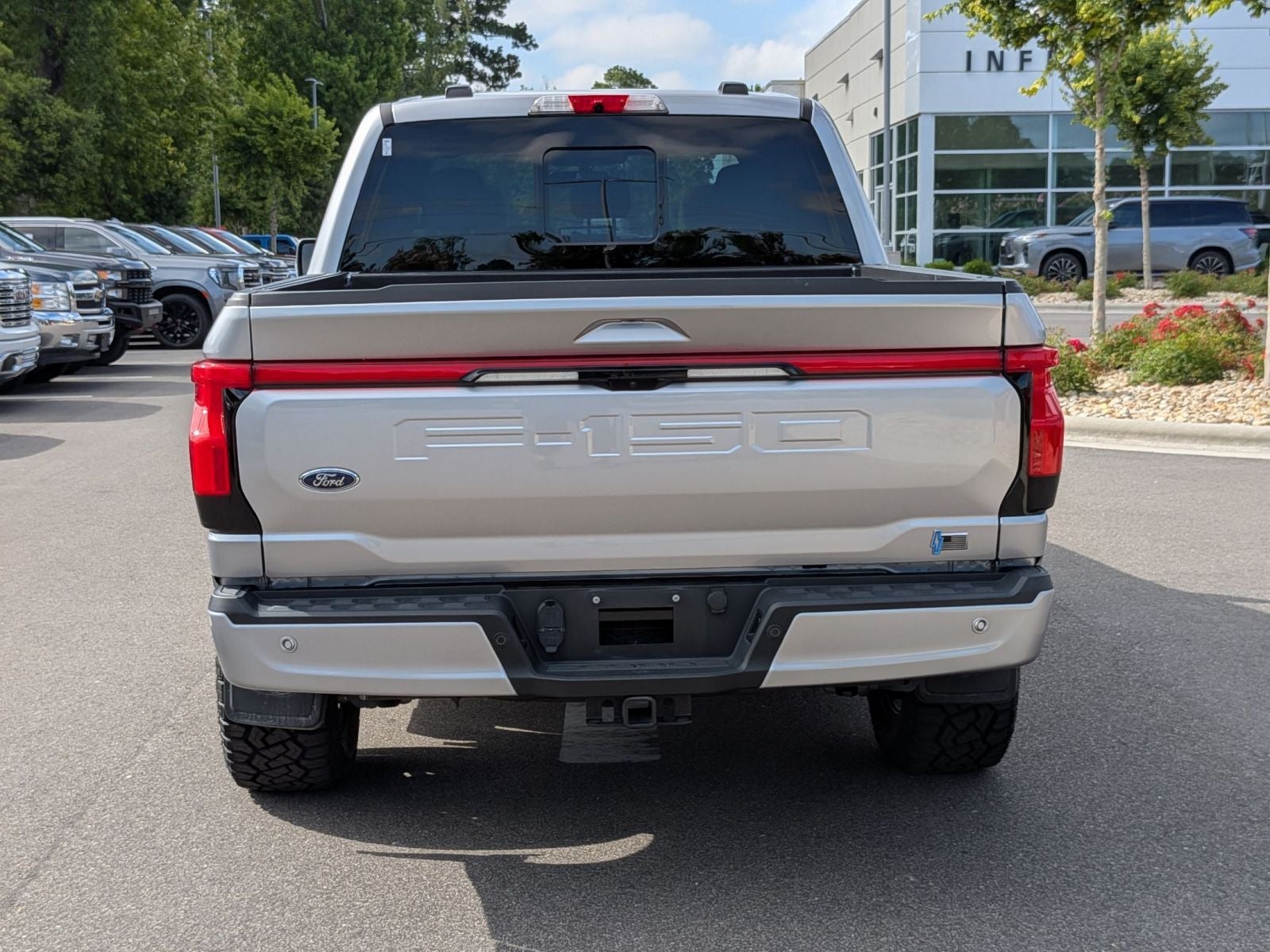 2022 Ford F-150 Lightning Platinum