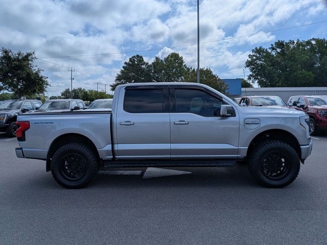 2022 Ford F-150 Lightning Platinum