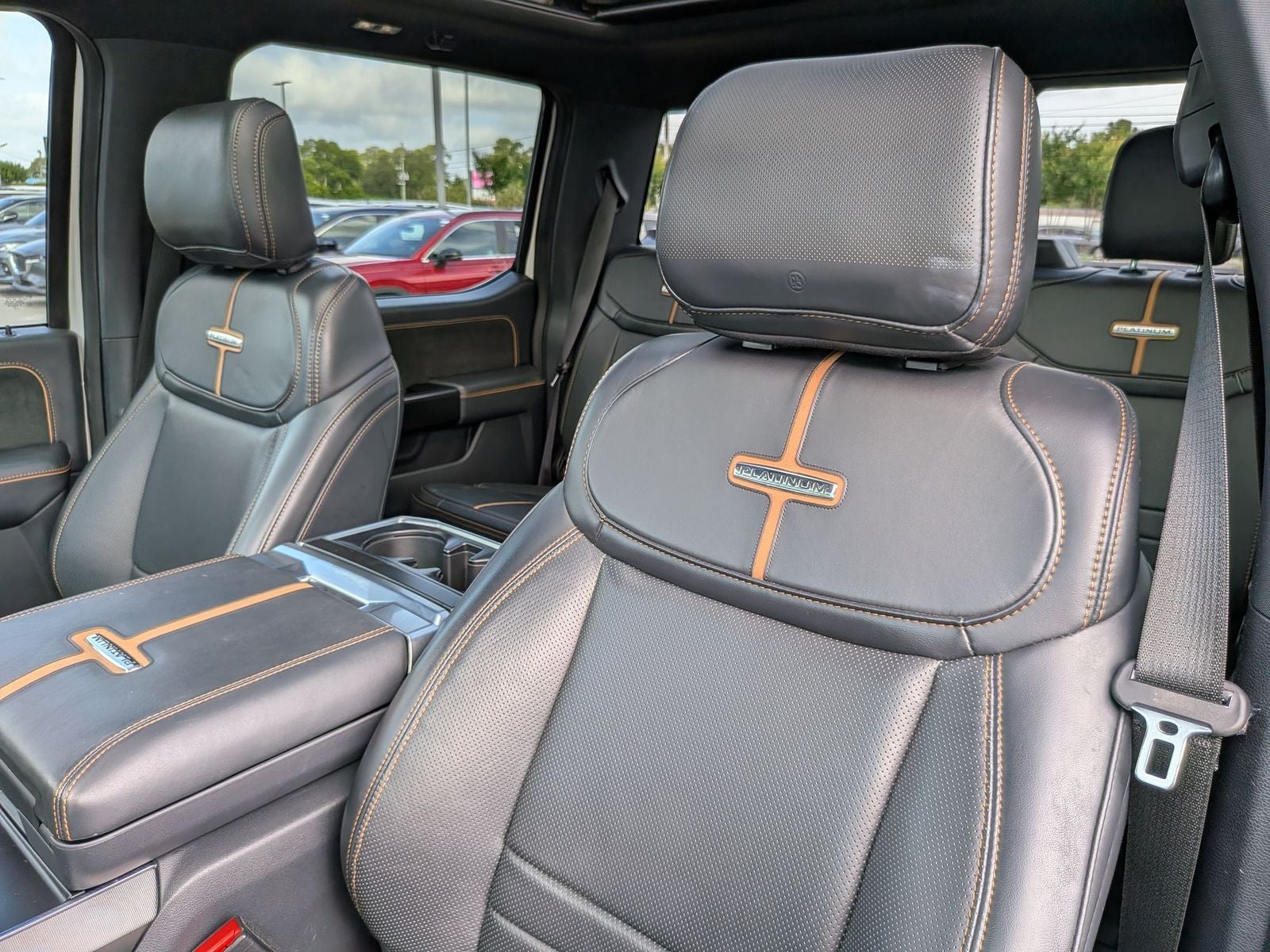 2022 Ford F-150 Platinum