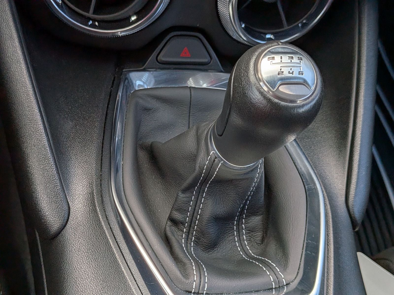 2022 Chevrolet Camaro 1LT