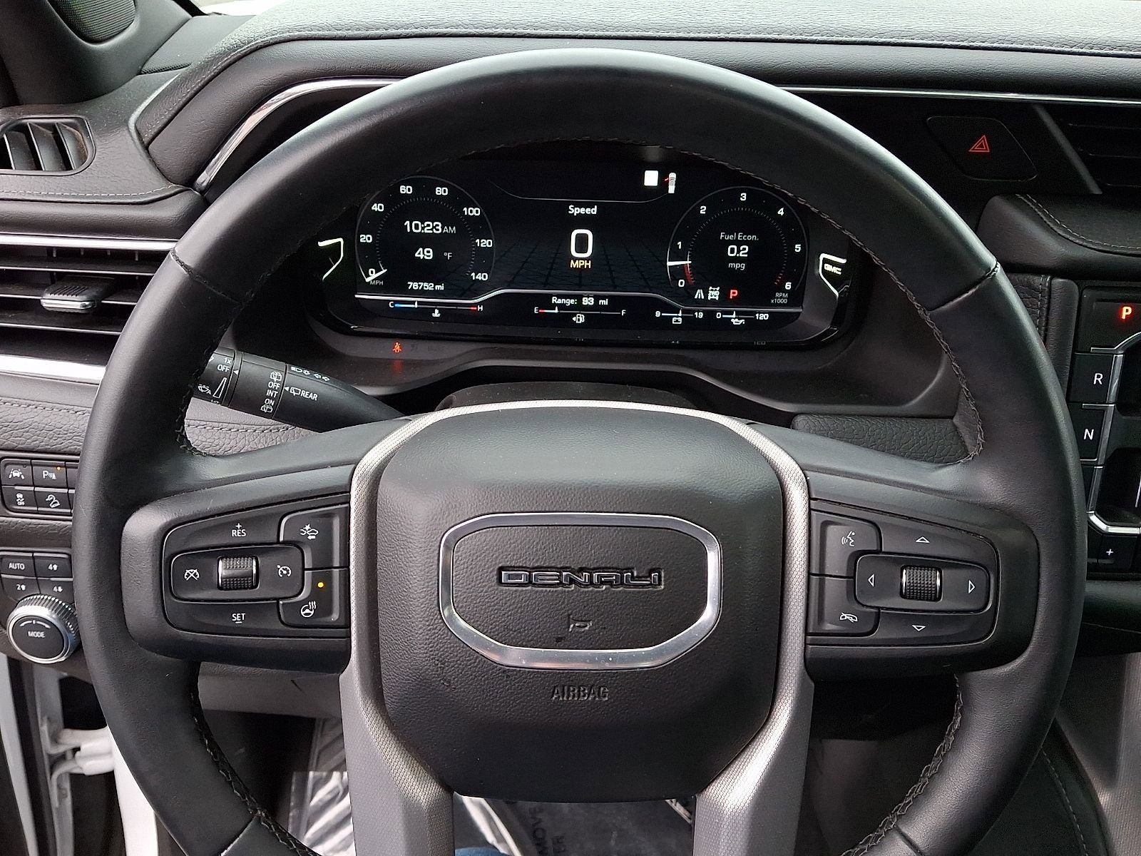 2023 GMC Yukon XL Denali