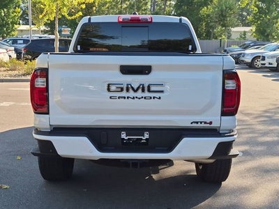 2024 GMC Canyon AT4