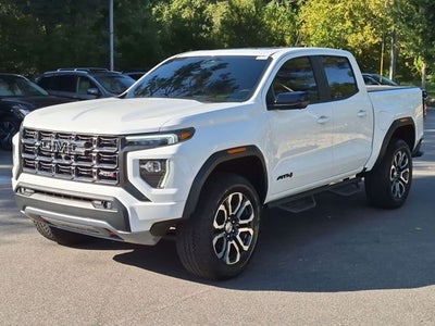 2024 GMC Canyon AT4