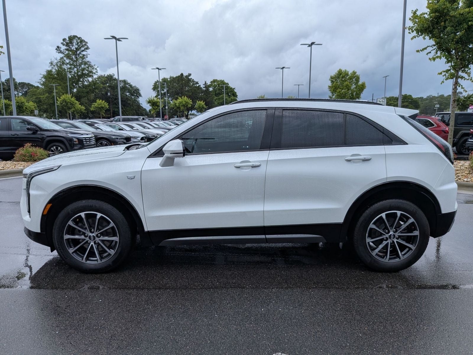 2024 Cadillac XT4 Sport - Photo 6