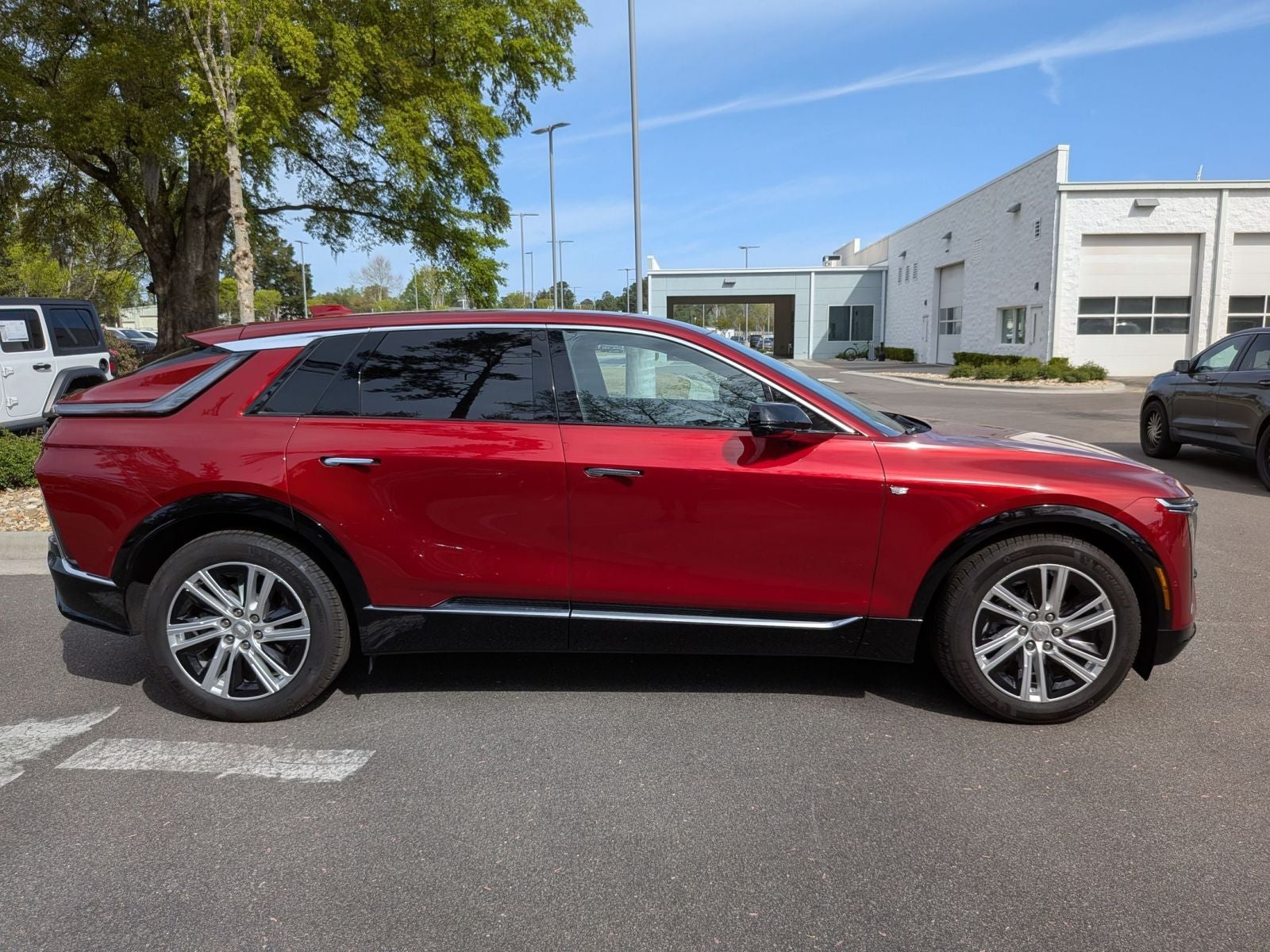 Used 2024 Cadillac LYRIQ Tech with VIN 1GYKPMRL9RZ126997 for sale in Wilmington, NC