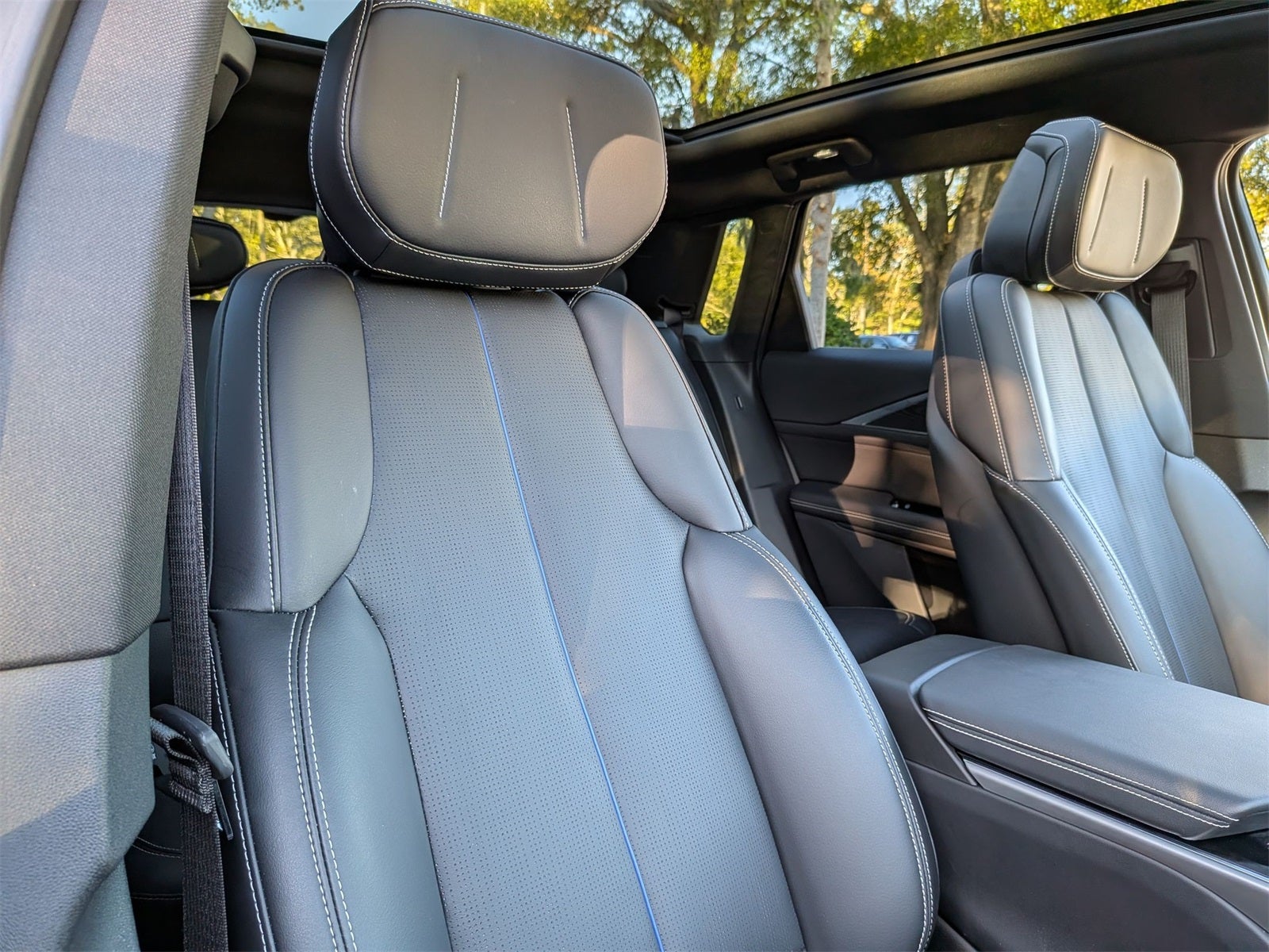 2024 Cadillac LYRIQ Sport