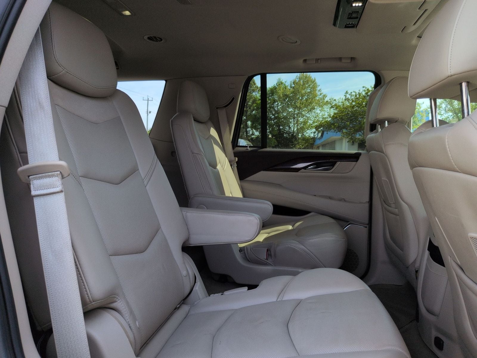 2015 Cadillac Escalade Luxury