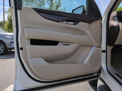 2015 Cadillac Escalade Luxury