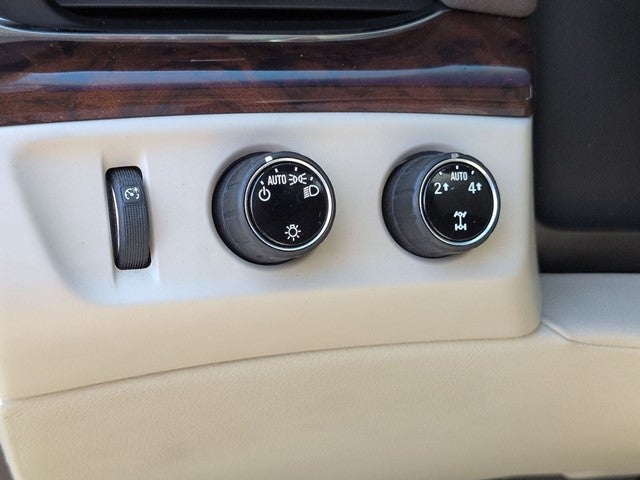 2015 Cadillac Escalade Luxury