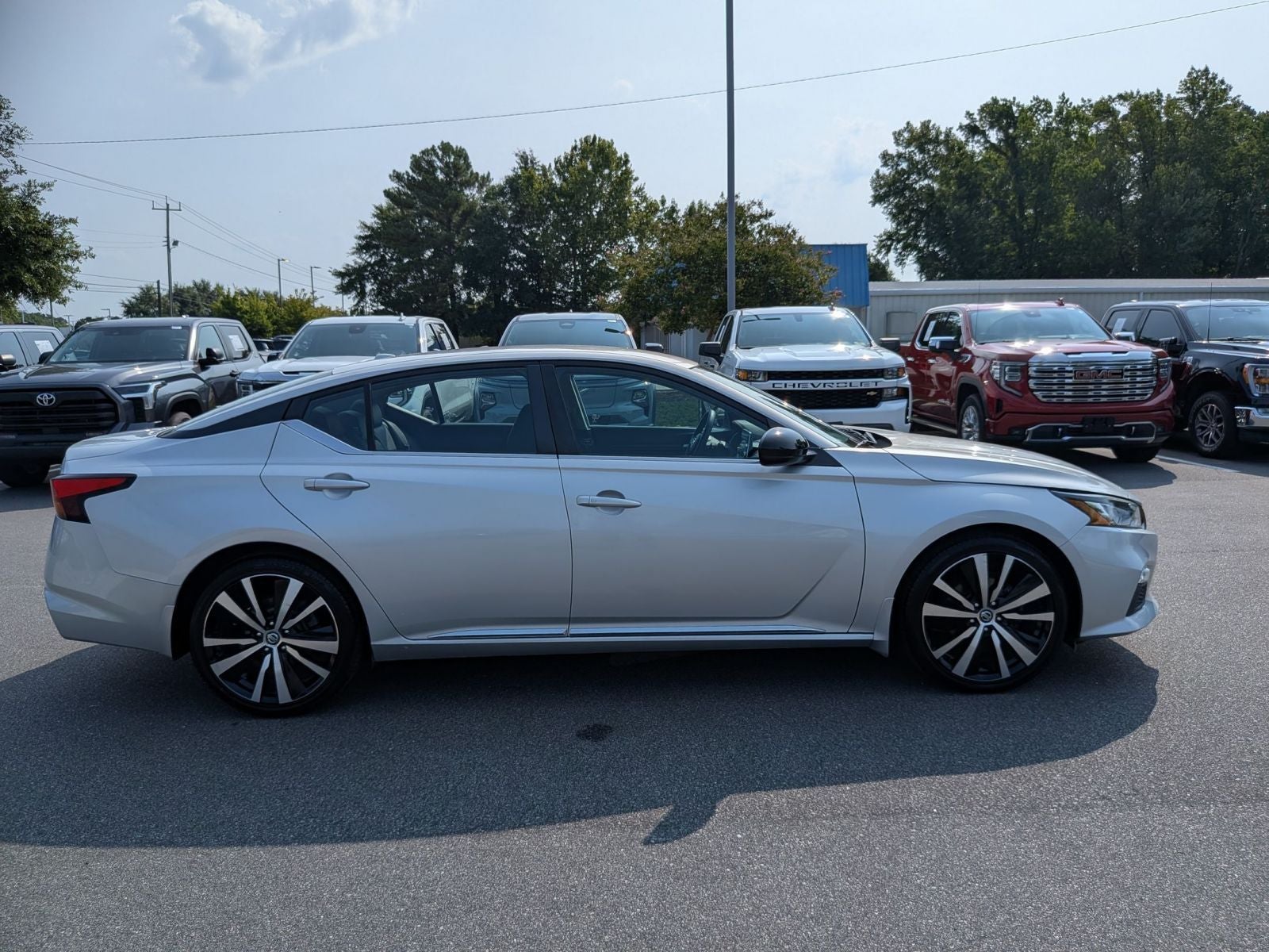 2020 Nissan Altima 2.5 SR