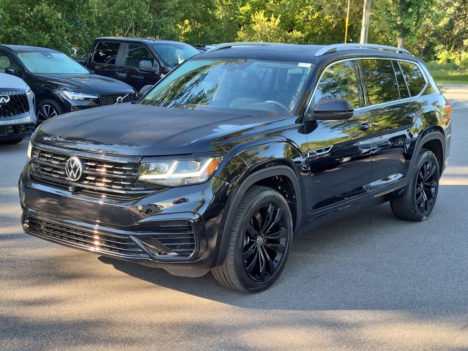2022 Volkswagen Atlas 3.6L V6 SEL Premium R-Line