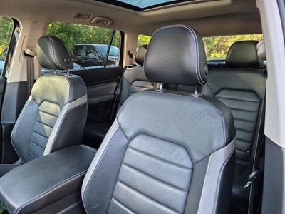 2022 Volkswagen Atlas 3.6L V6 SEL Premium R-Line