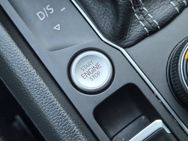 2022 Volkswagen Atlas 3.6L V6 SEL Premium R-Line