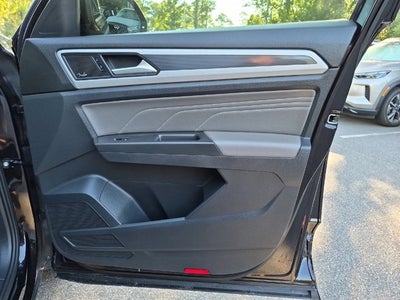 2022 Volkswagen Atlas 3.6L V6 SEL Premium R-Line
