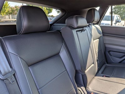 2022 Volkswagen Atlas Cross Sport 3.6L V6 SE w/Technology