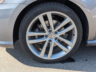 2017 Volkswagen Passat 1.8T R-Line