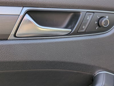 2017 Volkswagen Passat 1.8T R-Line