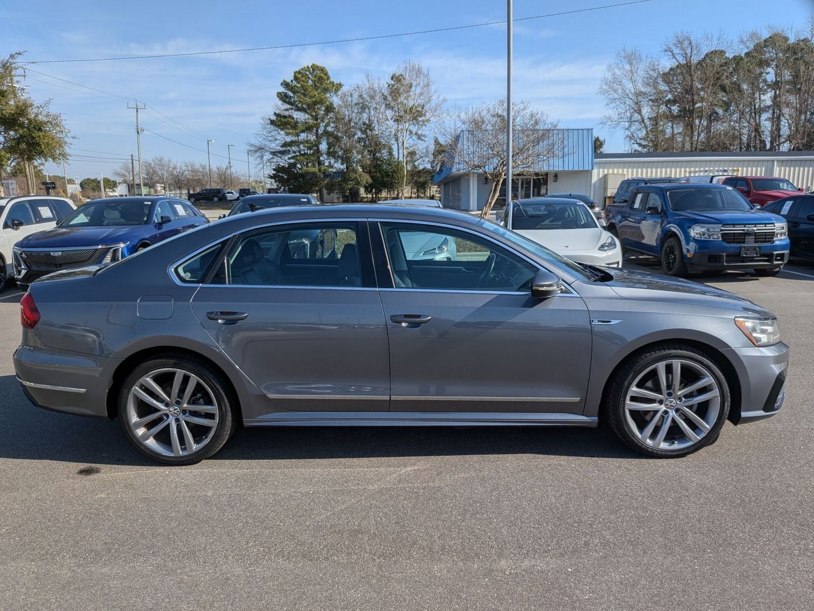 2017 Volkswagen Passat 1.8T R-Line