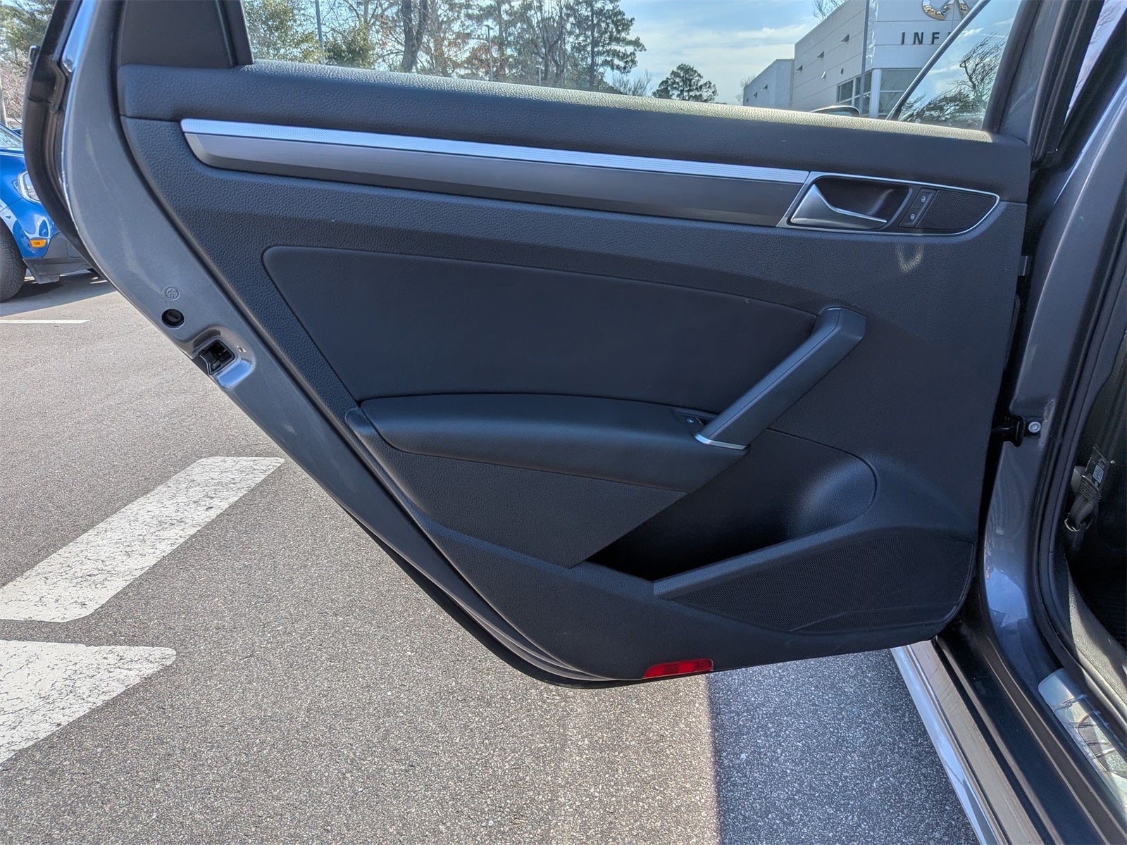 2017 Volkswagen Passat 1.8T R-Line