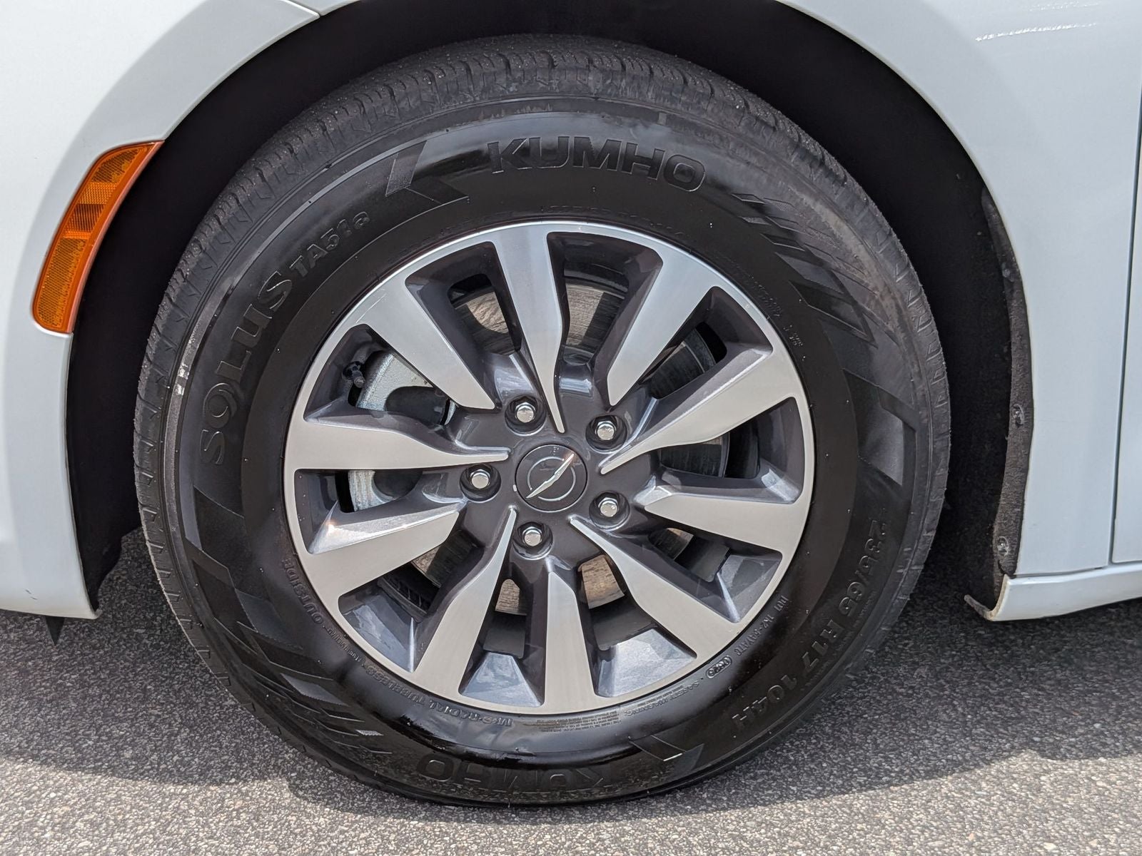 2023 Chrysler Pacifica Hybrid Touring L