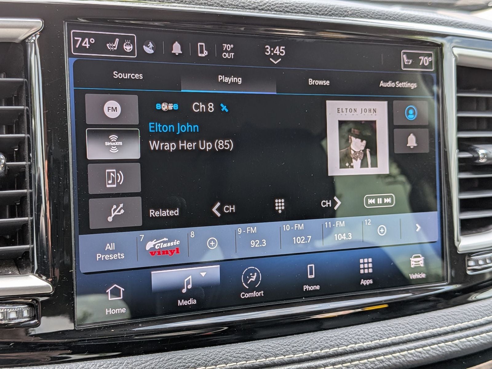 2023 Chrysler Pacifica Hybrid Touring L