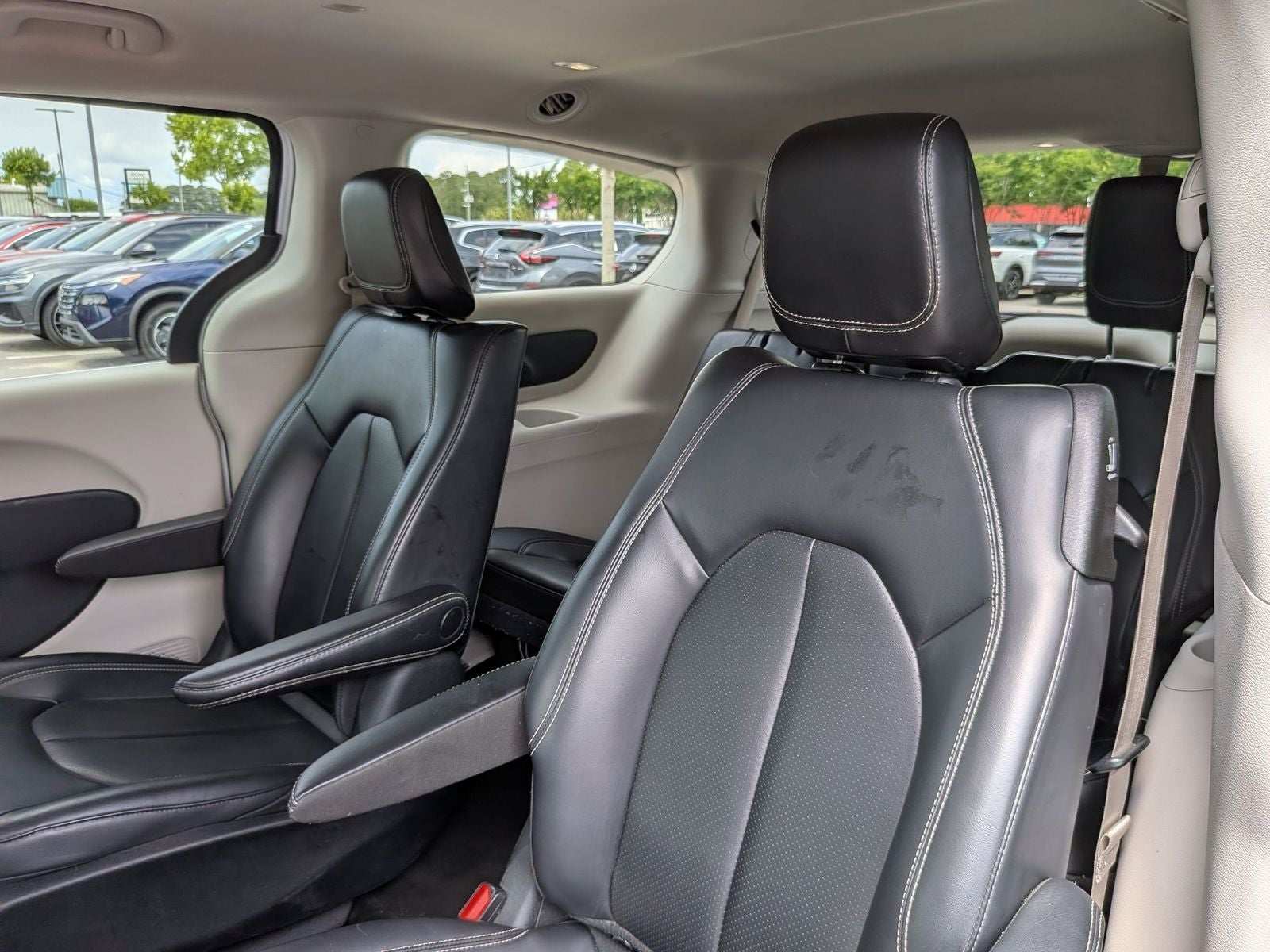 2023 Chrysler Pacifica Hybrid Touring L