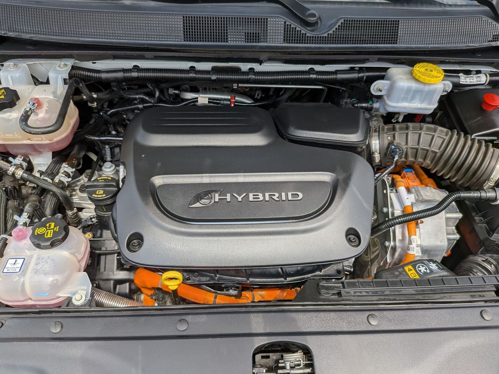 2023 Chrysler Pacifica Hybrid Touring L