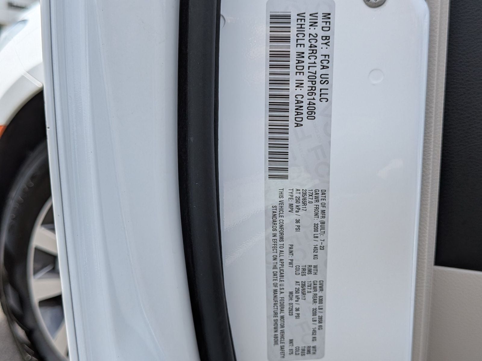 2023 Chrysler Pacifica Hybrid Touring L