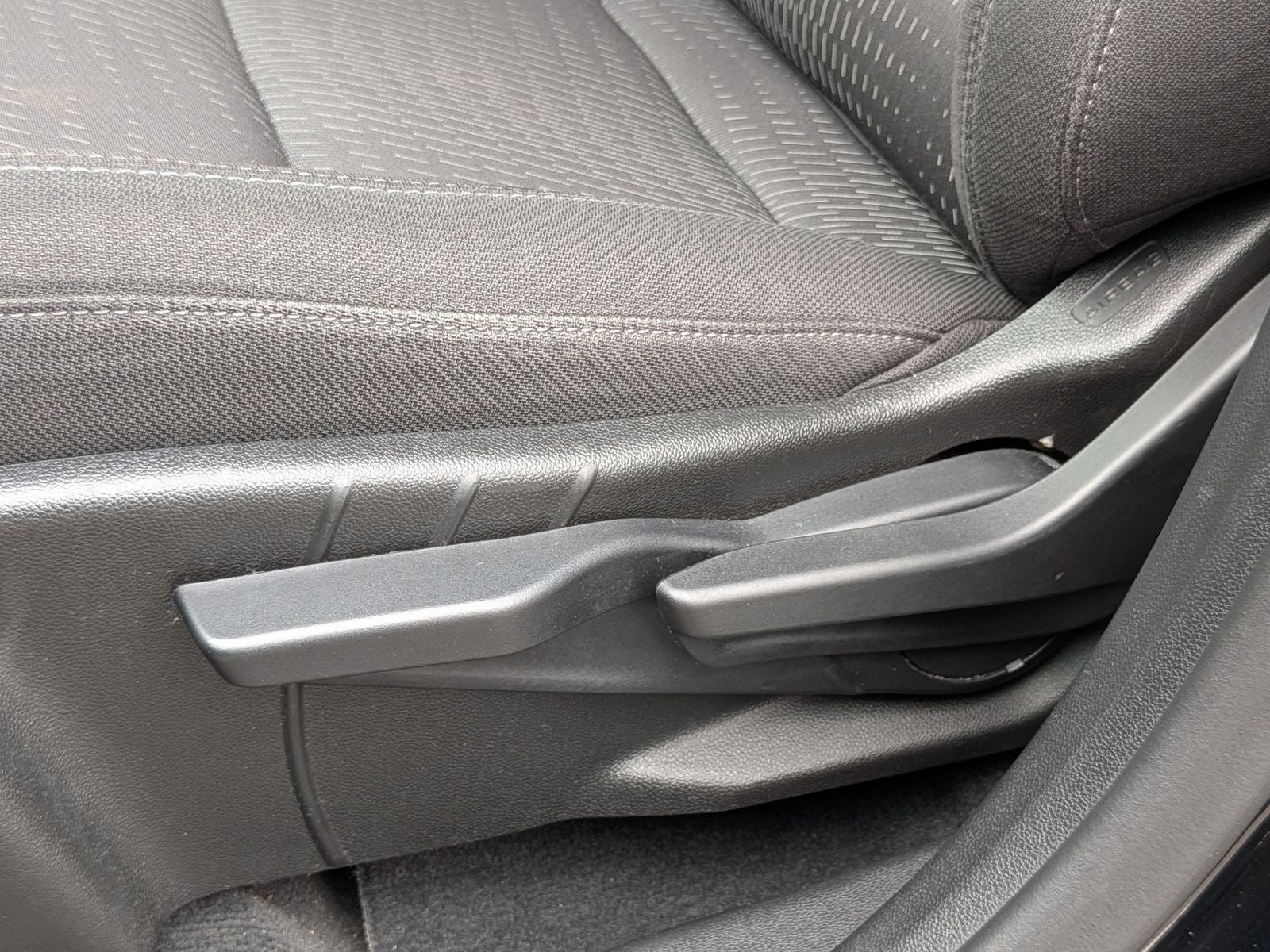 2025 Chevrolet Equinox LT - Photo 16
