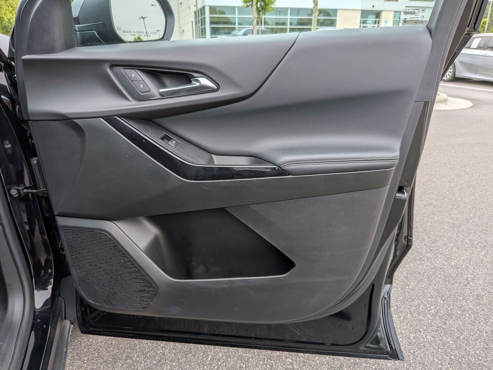 2025 Chevrolet Equinox LT - Photo 34