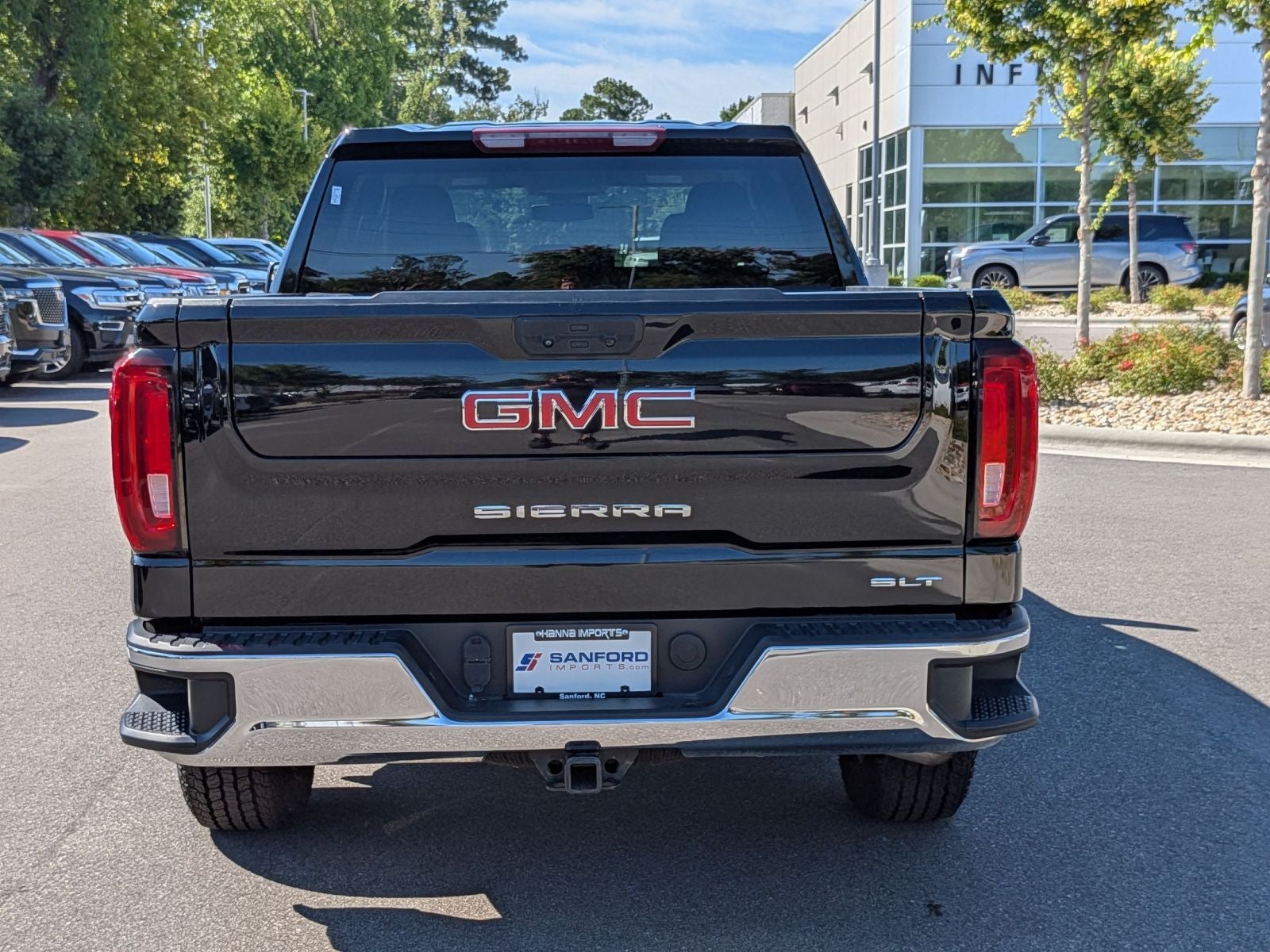 2024 GMC Sierra 1500 SLT