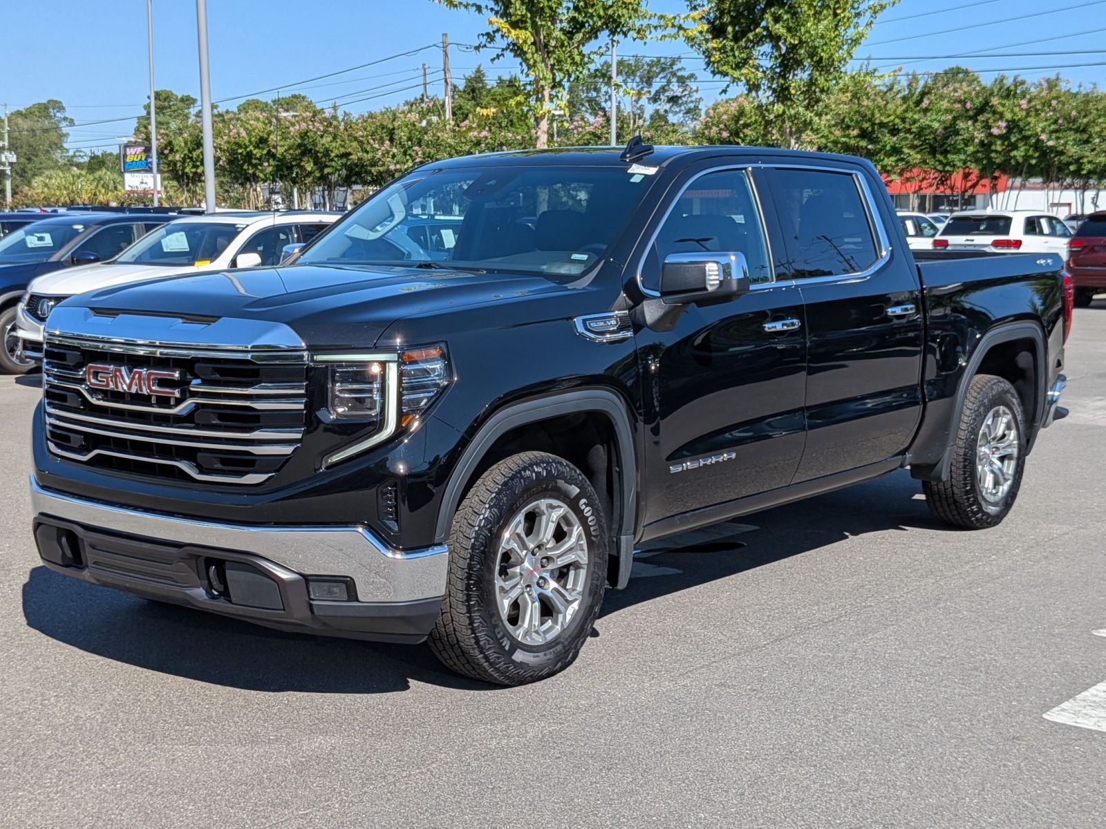 2024 GMC Sierra 1500 SLT