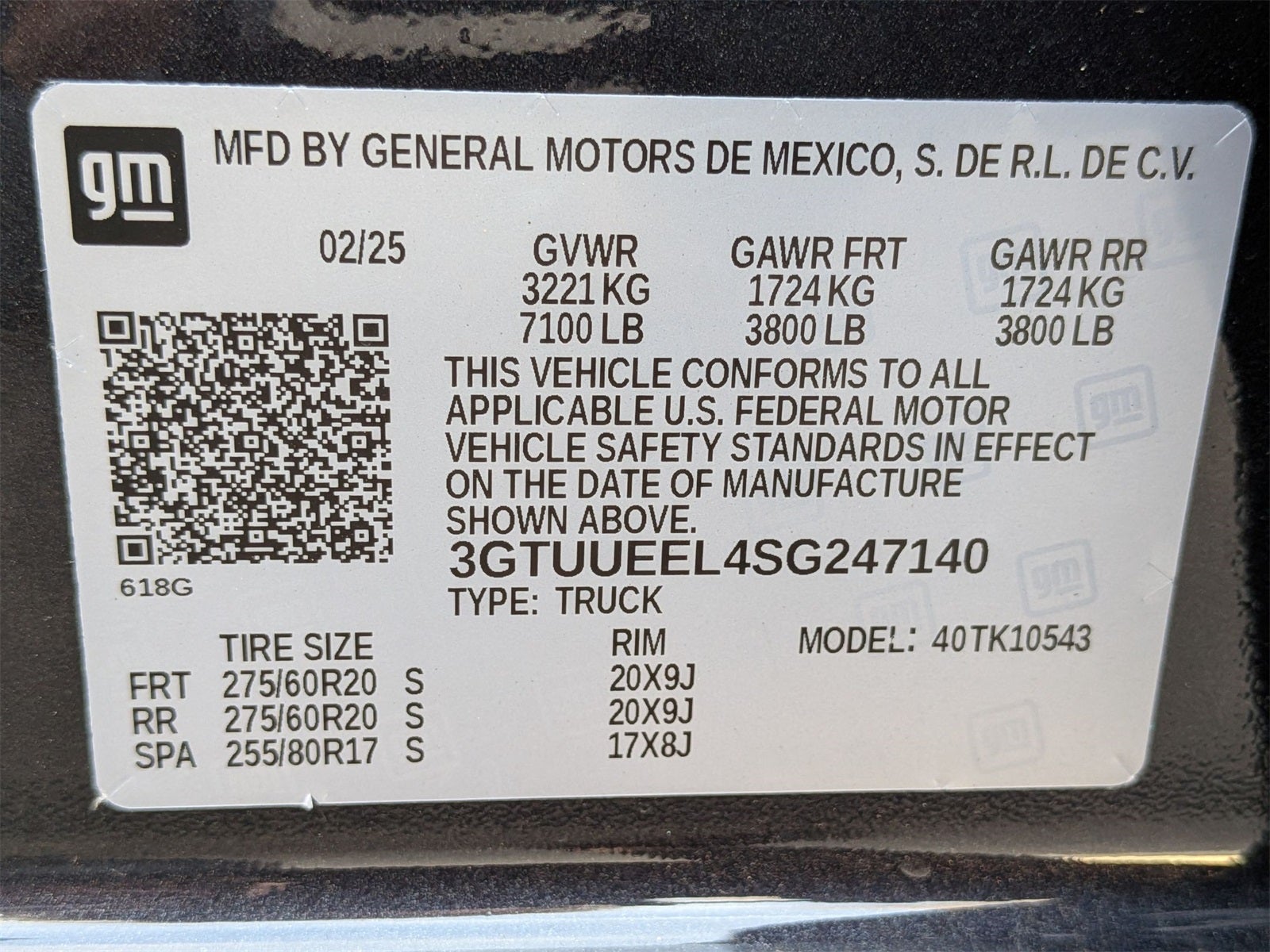 2025 GMC Sierra 1500 AT4