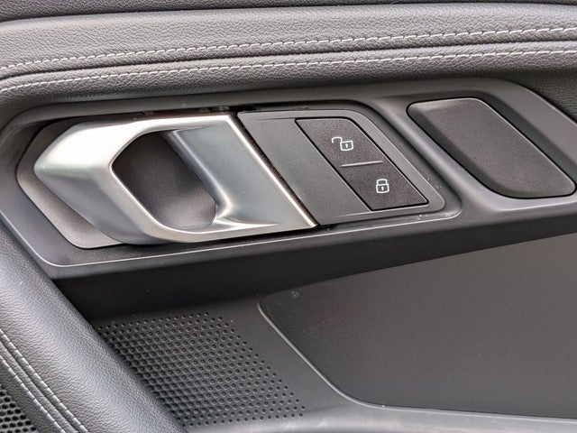 2025 BMW 2 Series 230i xDrive