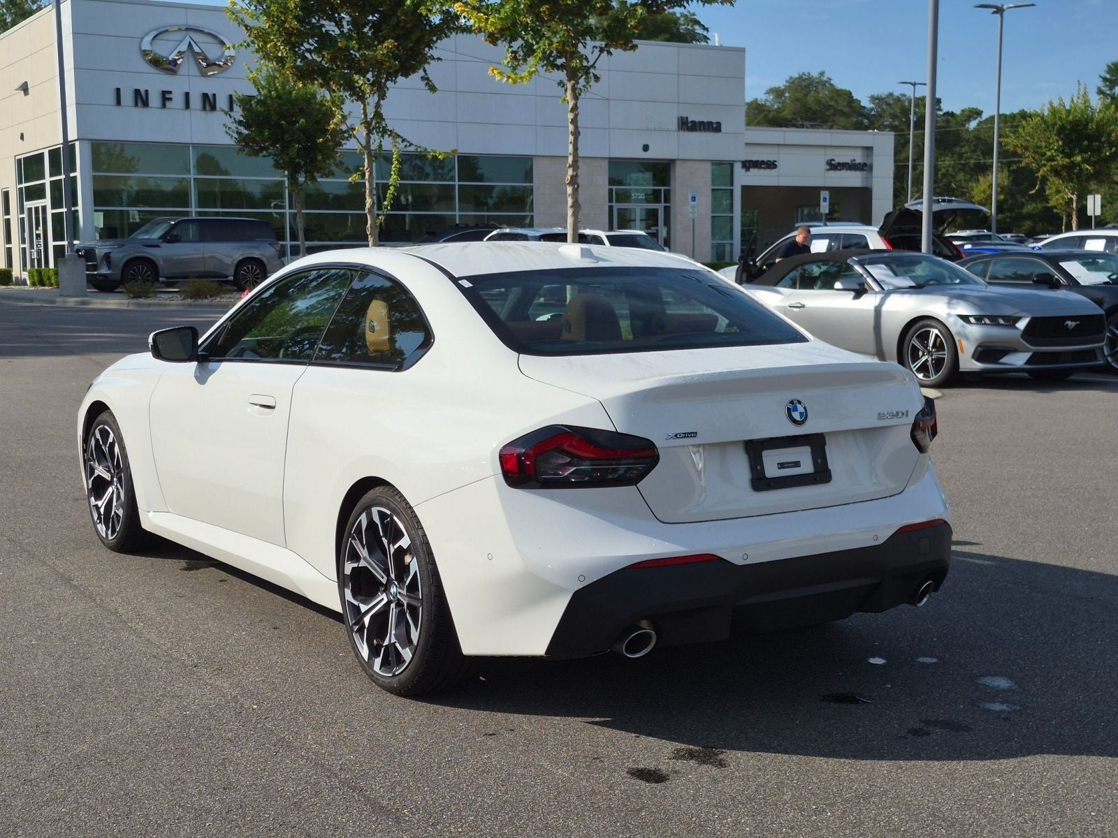 2025 BMW 2 Series 230i xDrive