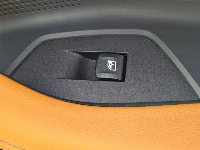 2025 BMW 2 Series 230i xDrive