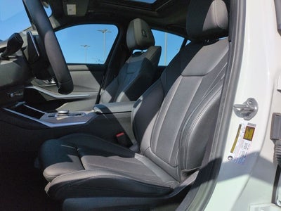 2025 BMW 3 Series 330i