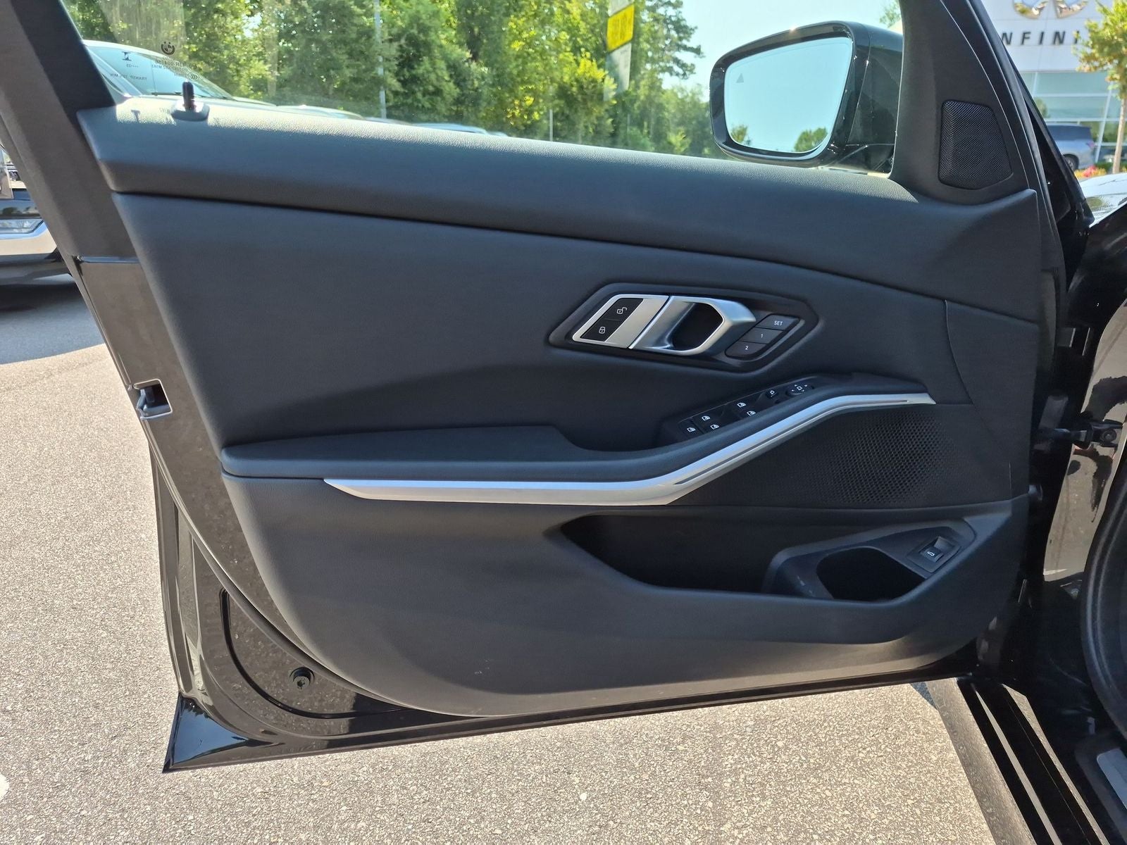 2023 BMW 3 Series 330i